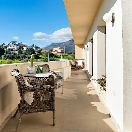 Penthouse Bali Ref #94 Lägenhet Estepona