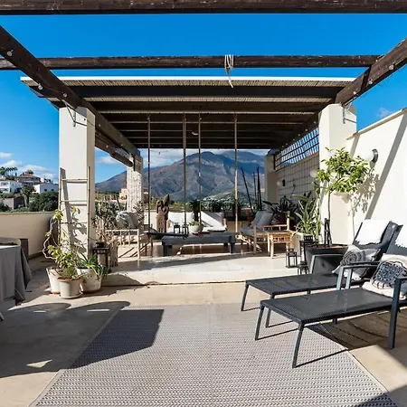 Penthouse Bali Ref #94 *