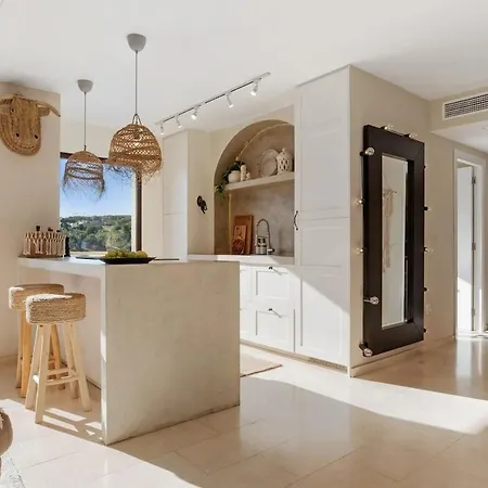 Penthouse Bali Ref #94 *