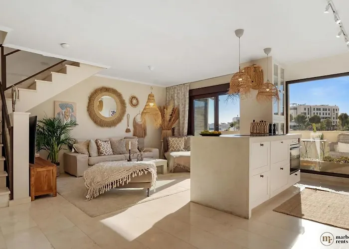 公寓 Penthouse Bali Ref #94 埃斯特波纳