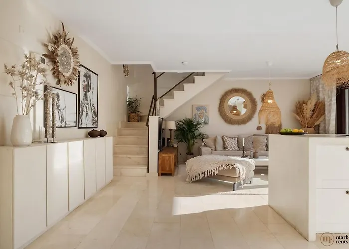 公寓 Penthouse Bali Ref #94 埃斯特波纳